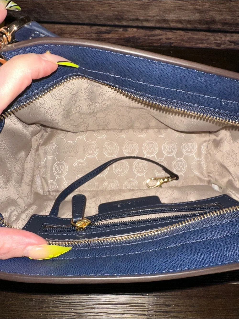 Michael Kors Selma Medium Messenger Navy Saffiano Crossbody with Gold Hardware